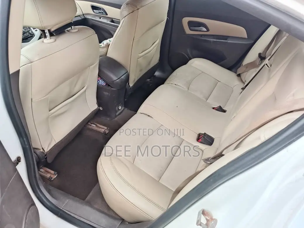 Chevrolet Cruze 2014 White
