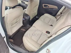 Chevrolet Cruze 2014 White