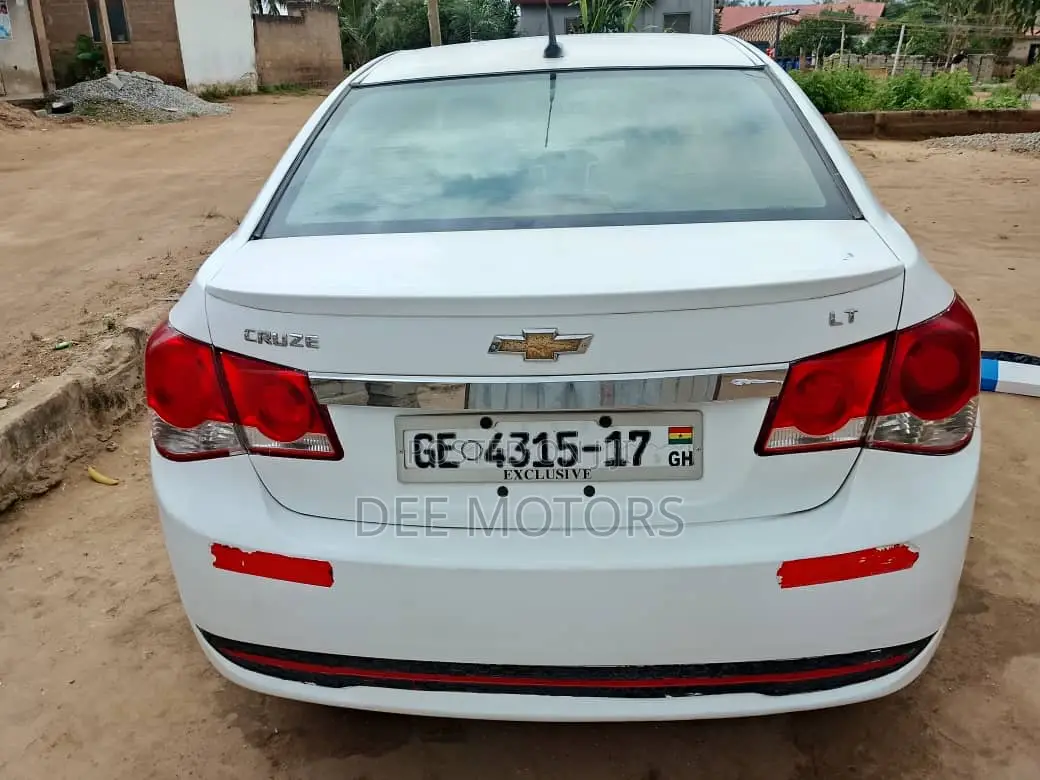 Chevrolet Cruze 2014 White