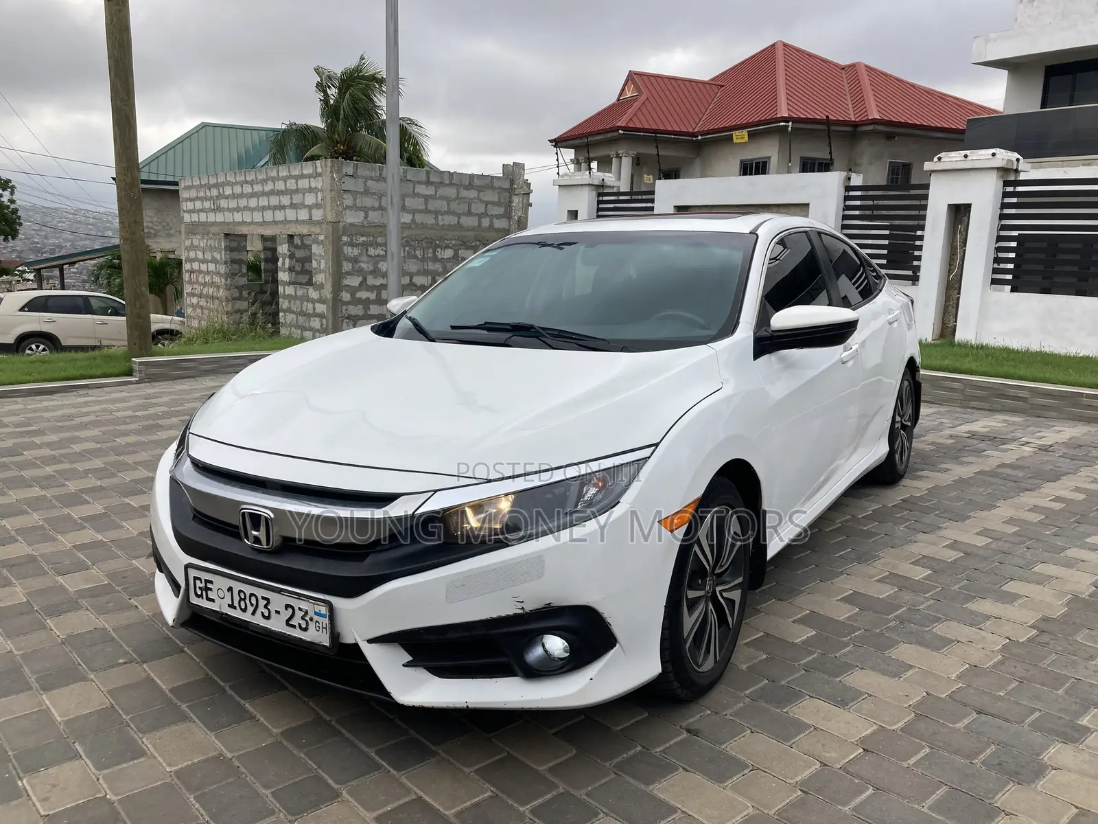 Honda Civic EX 4dr Sedan (2.0L 4cyl) 2017 White
