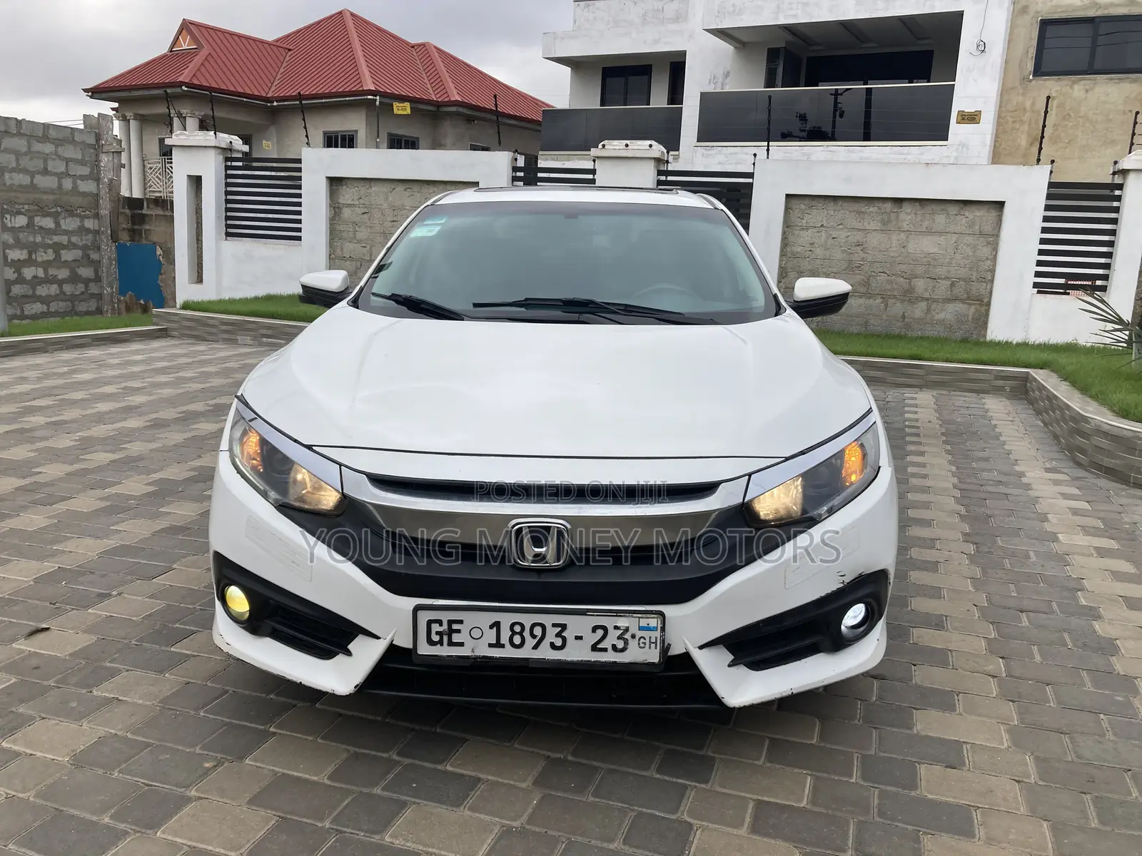Honda Civic EX 4dr Sedan (2.0L 4cyl) 2017 White