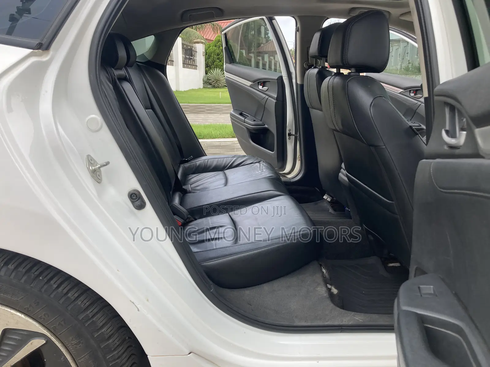 Honda Civic EX 4dr Sedan (2.0L 4cyl) 2017 White