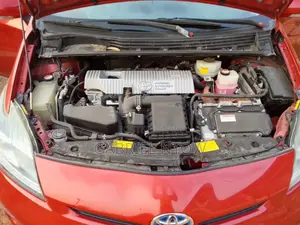 Toyota Prius 2015 Red