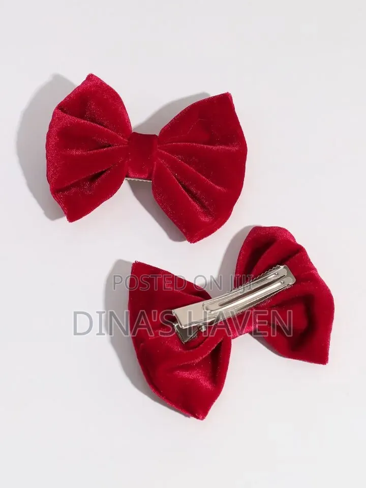 Scrunchie by Dina