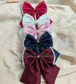 Scrunchie by Dina