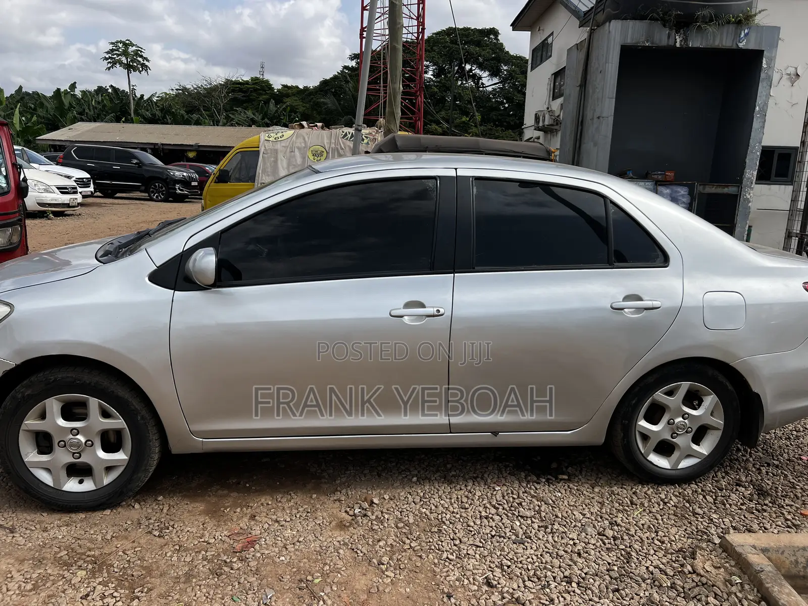 Toyota Yaris 2010 Silver