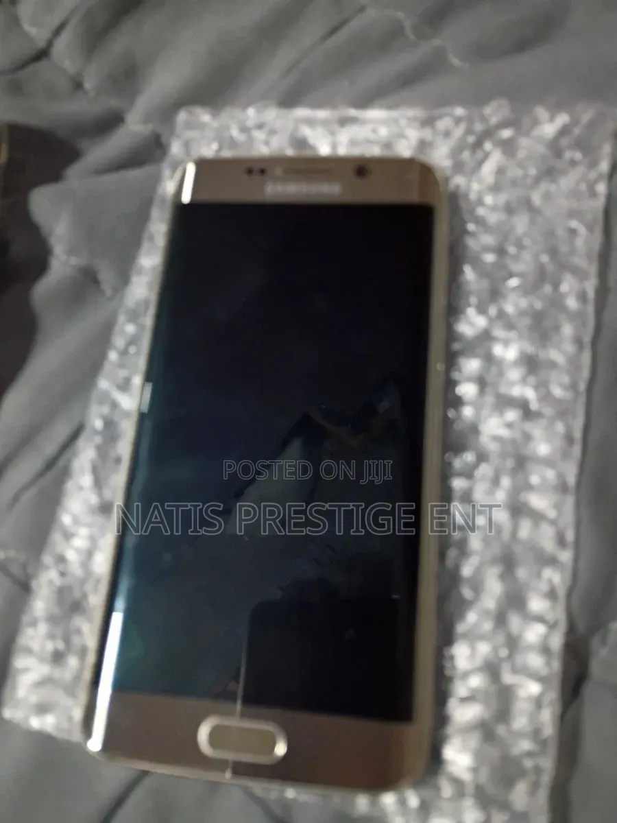 Samsung Galaxy S6 edge 32 GB Black