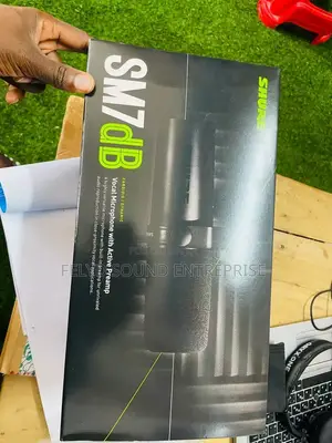 Shure SM7dB