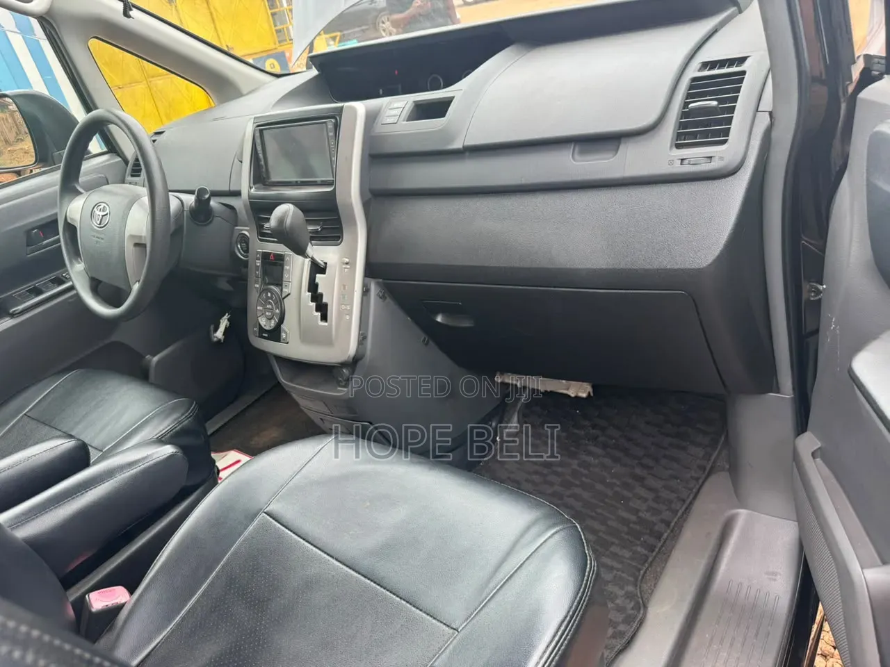 Toyota Voxy 2012 Black