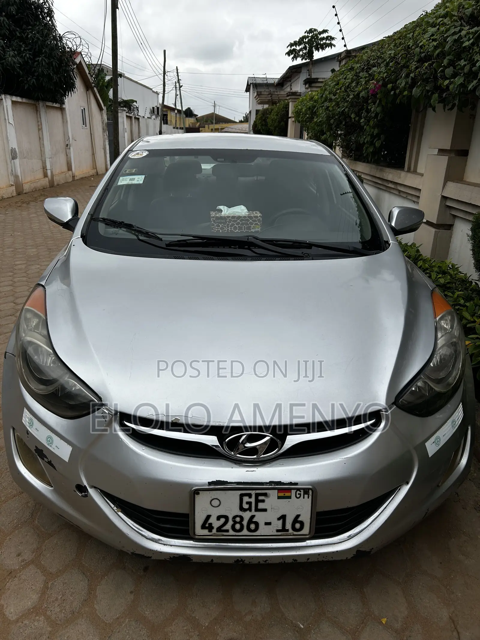 Hyundai Elantra 2012 Silver
