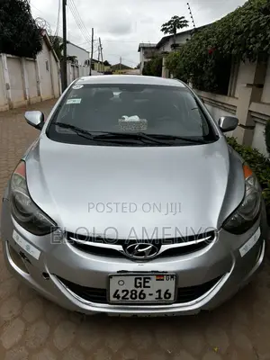 Hyundai Elantra 2012 Silver