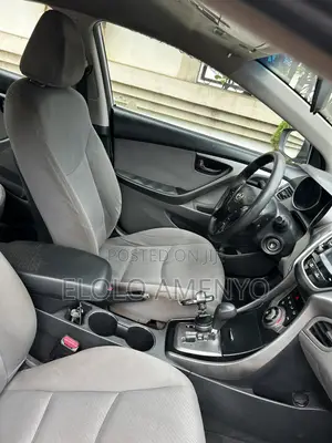 Hyundai Elantra 2012 Silver