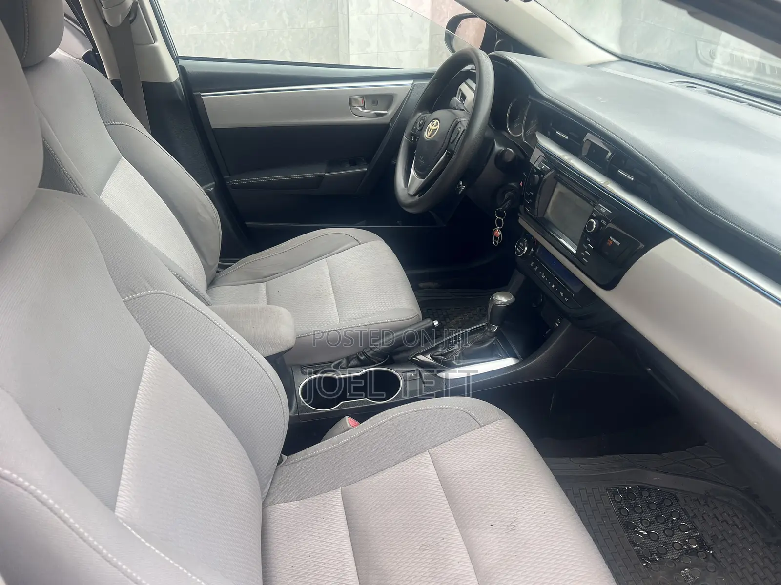 Toyota Corolla 2015 Black