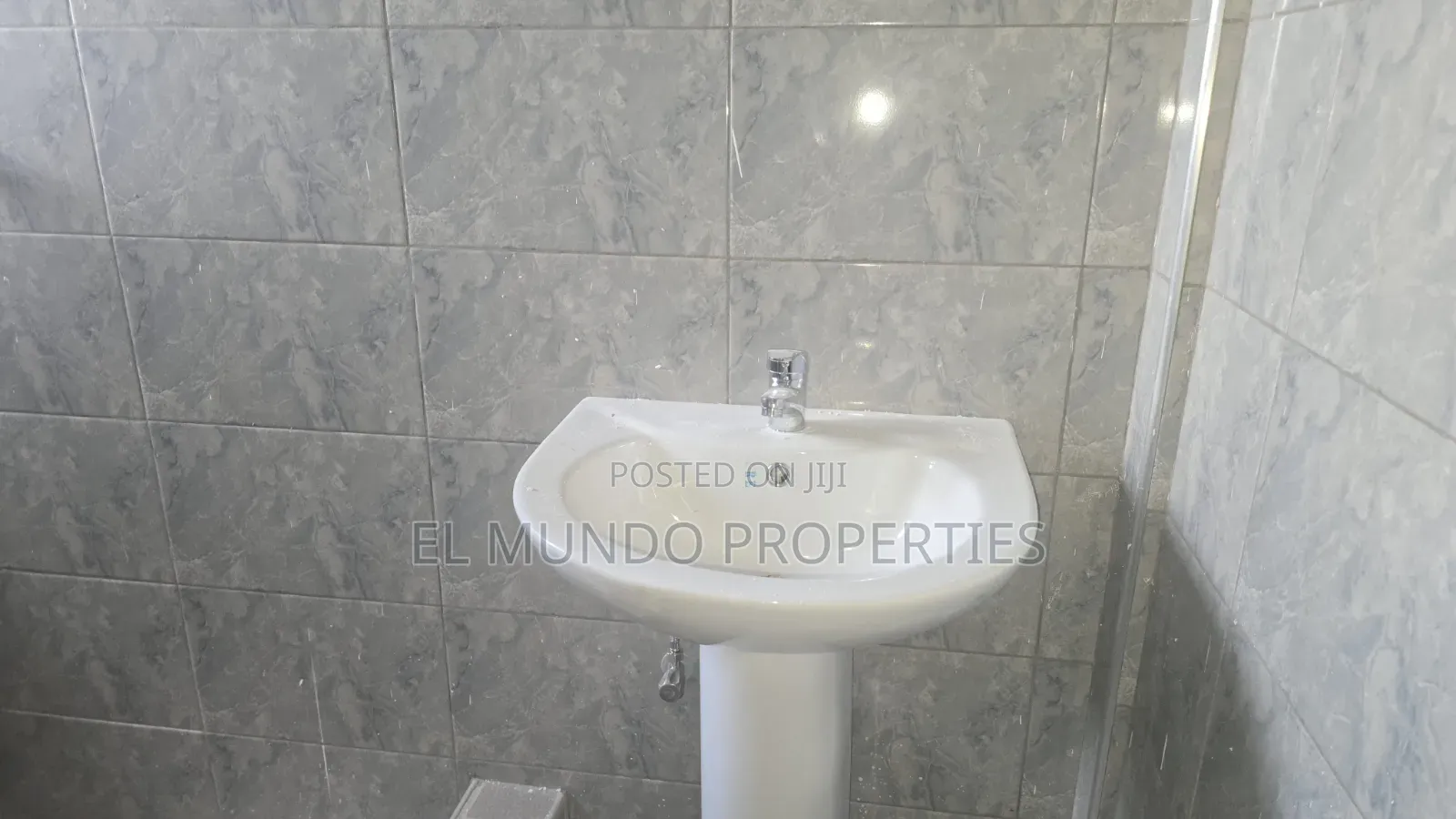 1bdrm Apartment in Apatrapa, Kumasi Metropolitan for rent