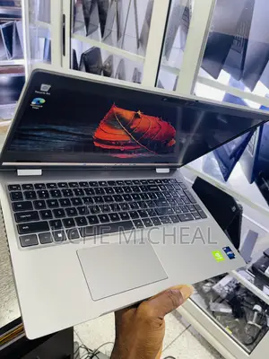 Laptop Dell Latitude 5530 16GB Intel Core i7 SSD 512GB