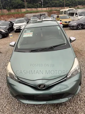 Toyota Vitz 1.3 FWD 3dr 2015 Green