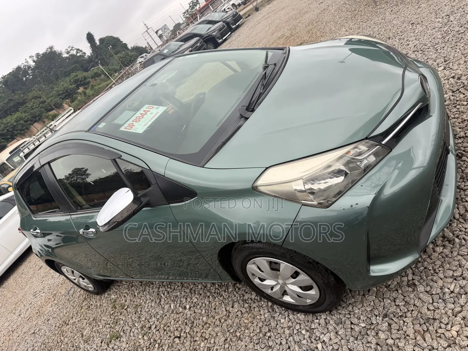 Toyota Vitz 1.3 FWD 3dr 2015 Green