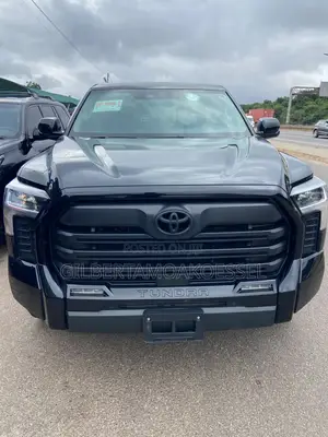 Toyota Tundra 2023 Black
