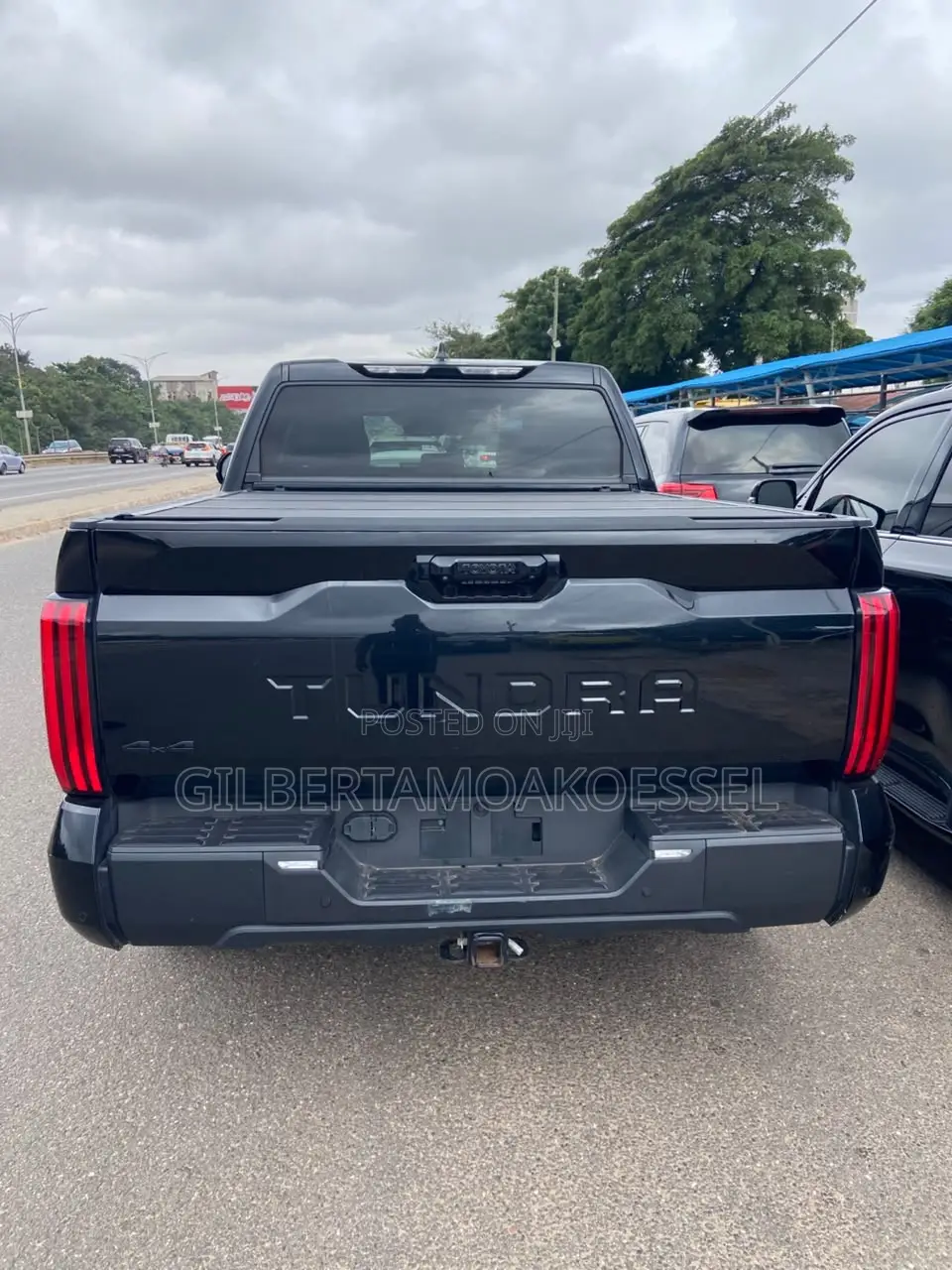 Toyota Tundra 2023 Black