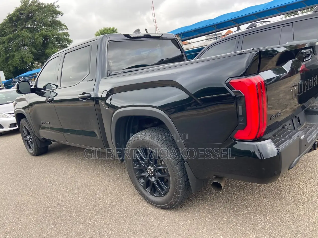Toyota Tundra 2023 Black