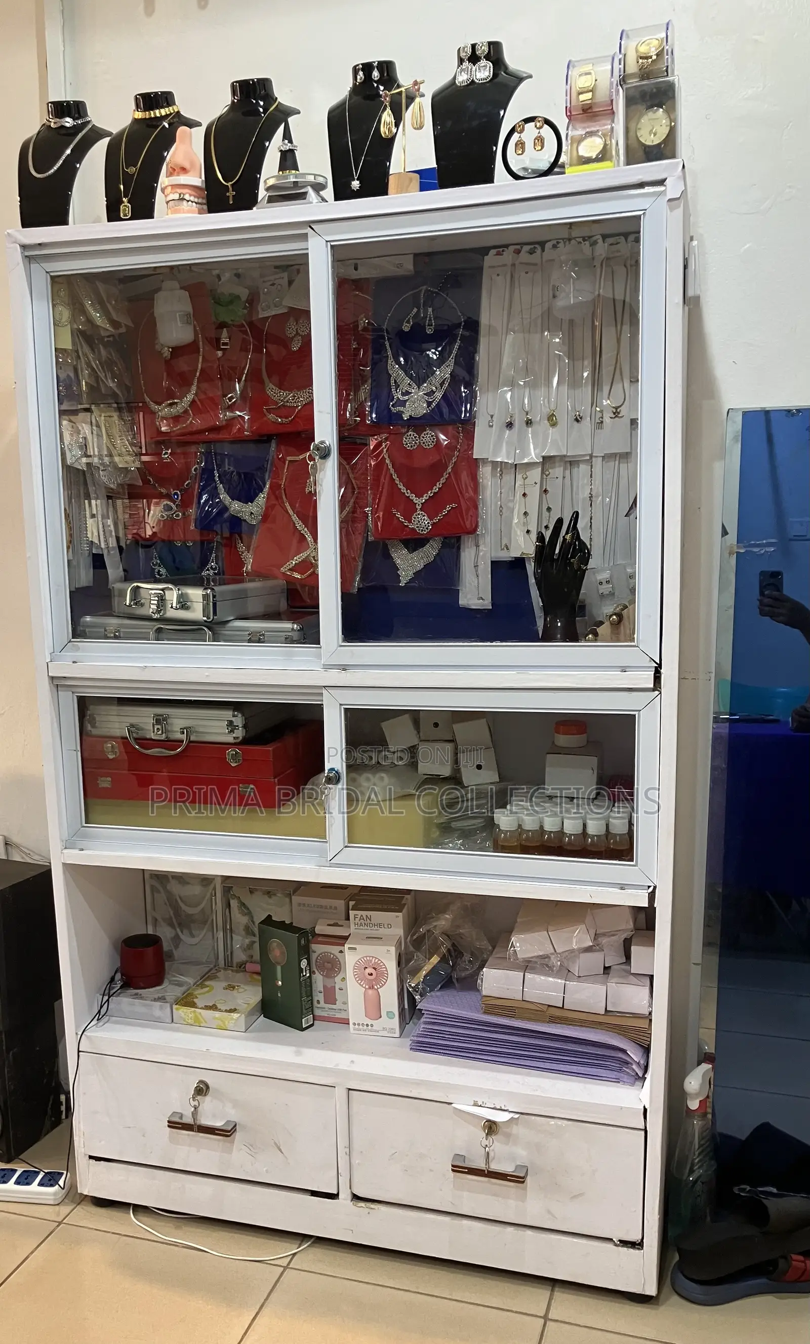 Showcase Display
