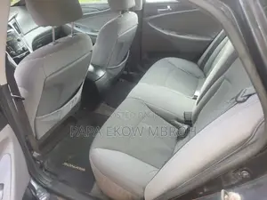 Hyundai Sonata Limited 2.0T Sedan (2.0L 4cyl 6A) 2012 Blue