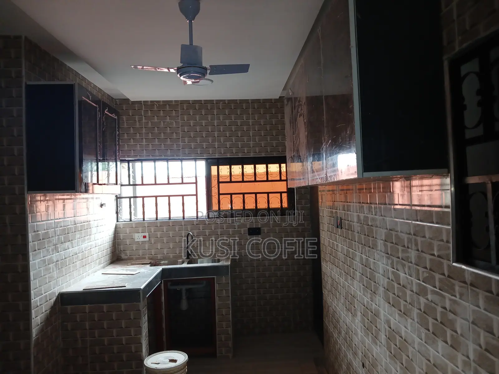 2bdrm Apartment in Ashongman Estate, Pure Water for rent