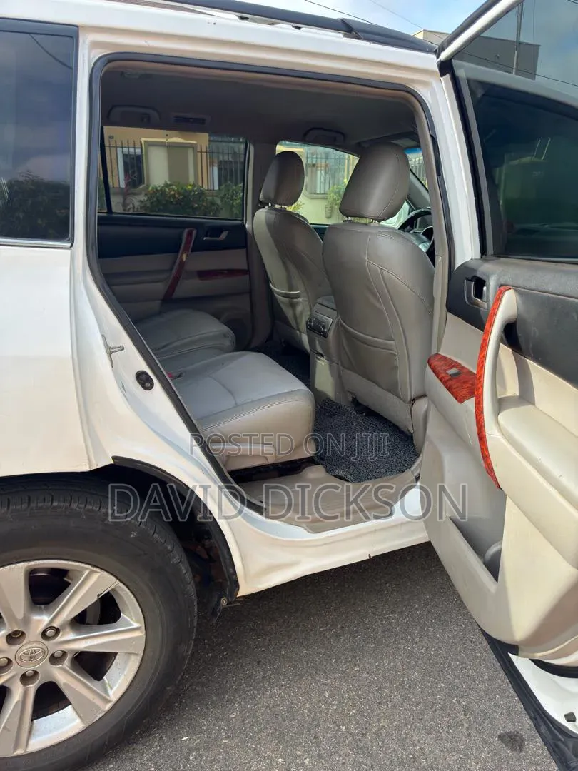 Toyota Highlander 2012 White