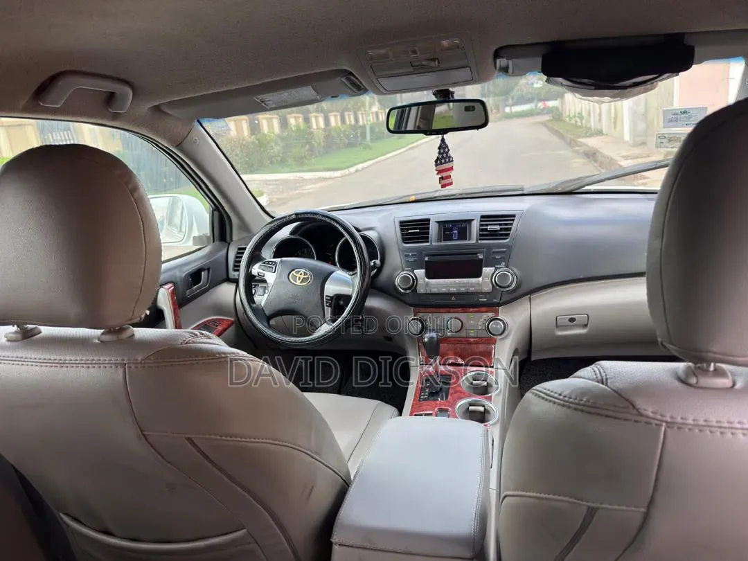 Toyota Highlander 2012 White