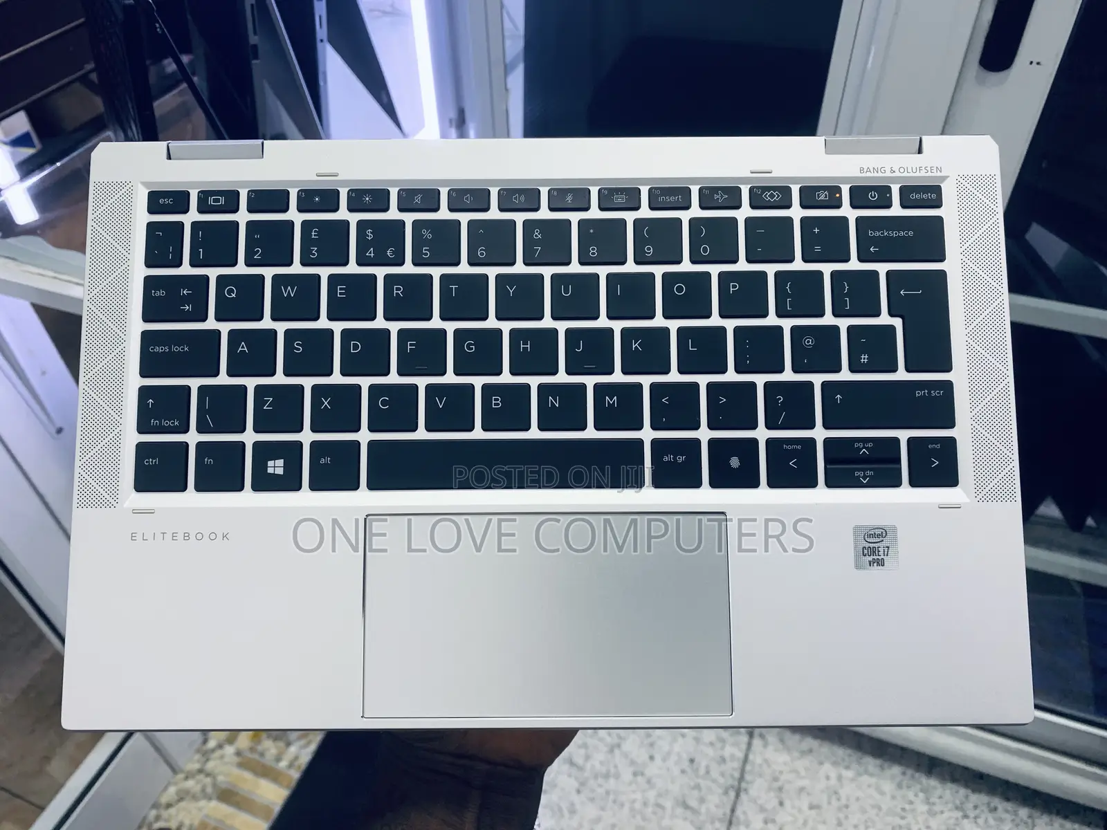 Laptop HP EliteBook x360 1030 G7 16GB Intel Core i7 SSD 256GB