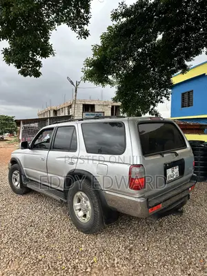 Toyota 4-Runner 2002 Silver