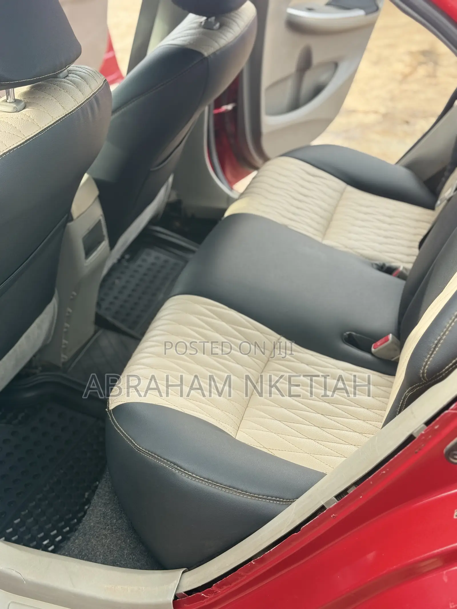 Toyota Corolla Base 4dr Sedan (1.8L 4cyl 5M) 2011 Red