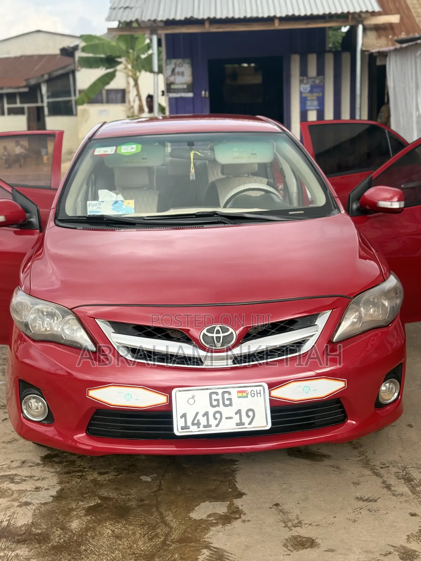 Toyota Corolla Base 4dr Sedan (1.8L 4cyl 5M) 2011 Red