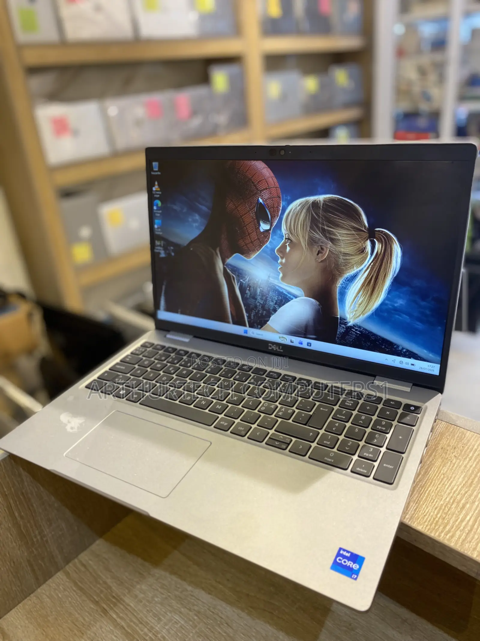 Laptop Dell Precision 3560 16GB Intel Core i7 SSD 512GB