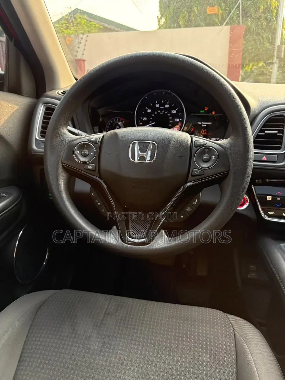 Honda HR-V Sport AWD 2019 Red