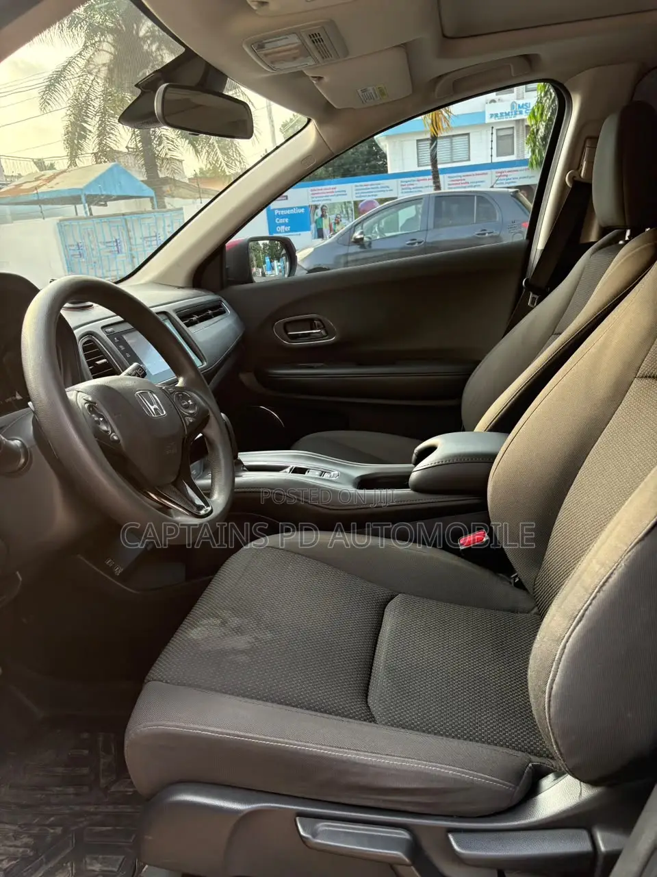Honda HR-V Sport AWD 2019 Red