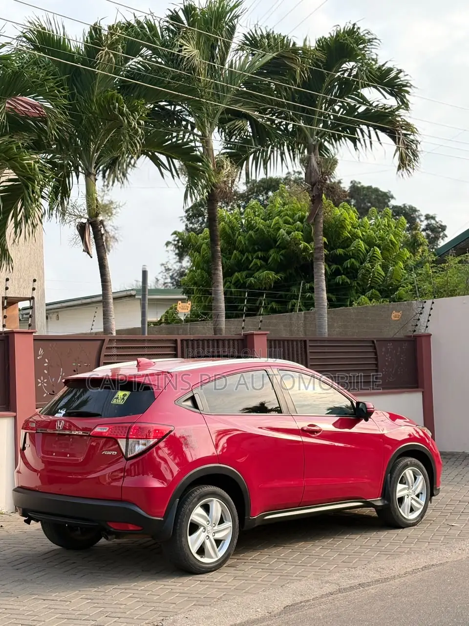 Honda HR-V Sport AWD 2019 Red