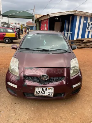 Toyota Vitz 2010 Brown