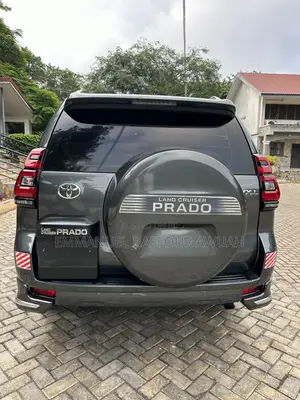 Toyota Land Cruiser Prado 2.7 VVT-i 2016 Gray
