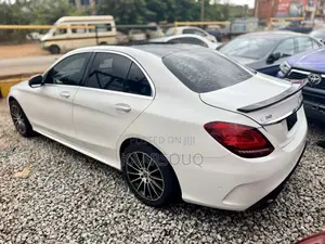 Mercedes-Benz C300 2017 White