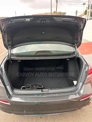 Honda Civic Sport CVT 2024 Gray