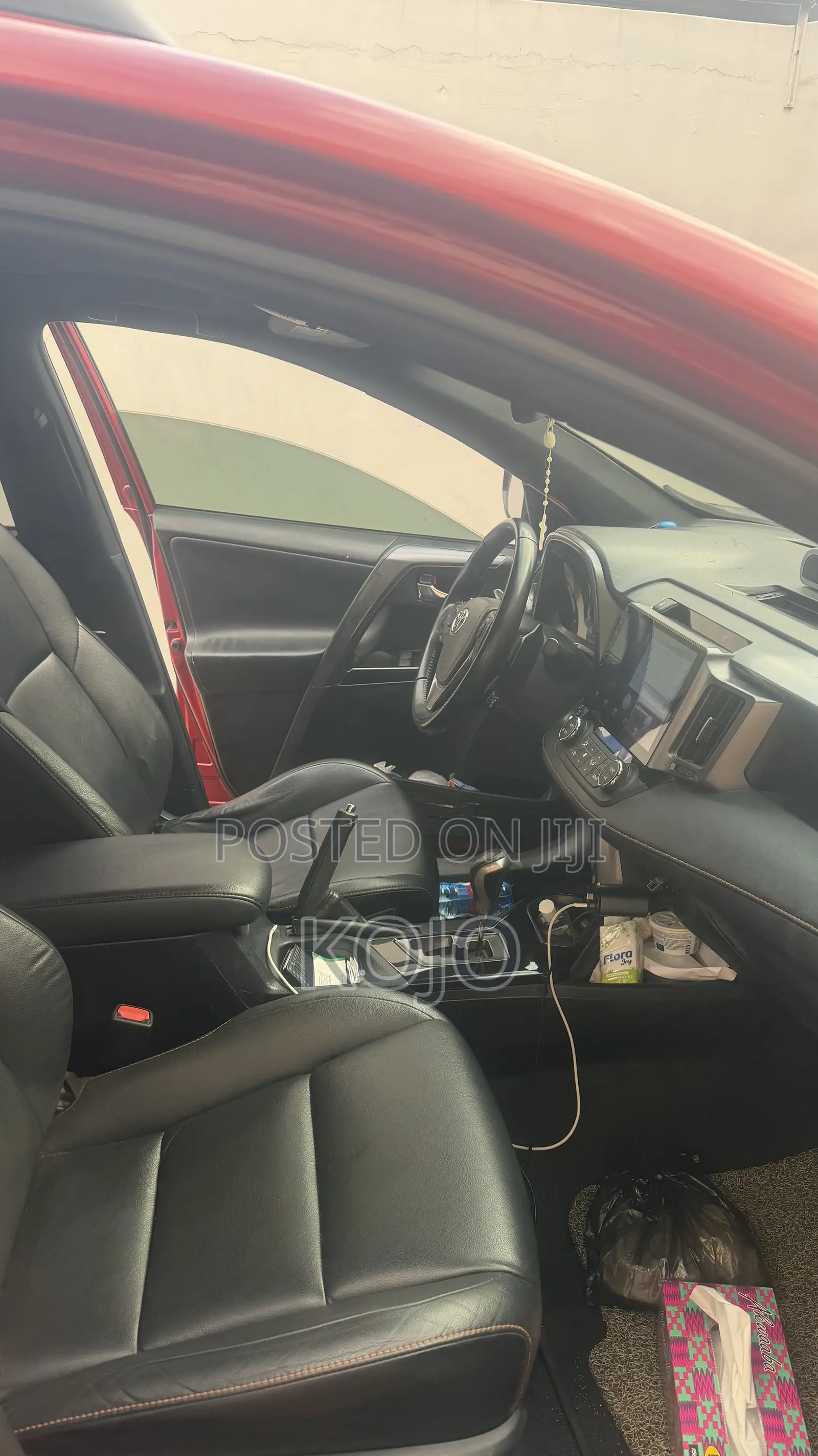 Toyota RAV4 SE FWD (2.5L 4cyl 6A) 2016 Red