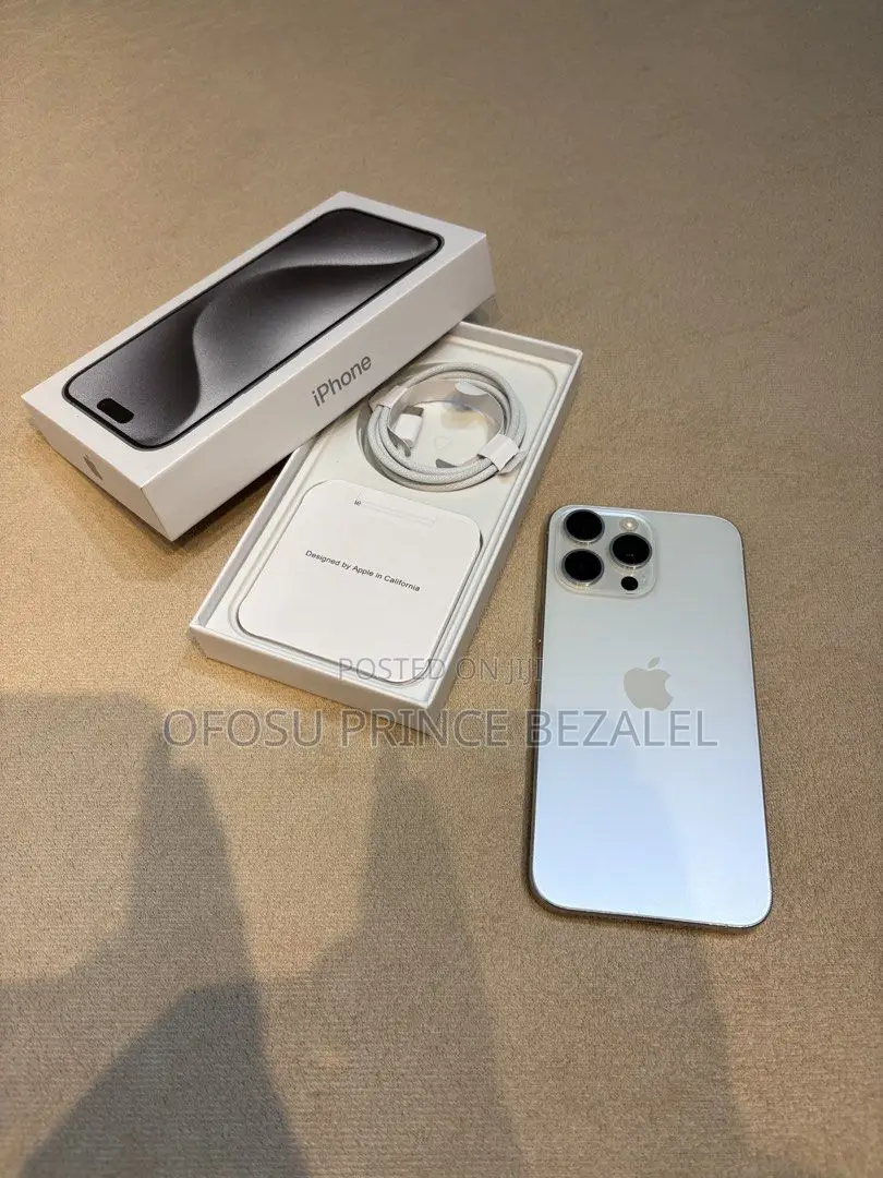 Apple iPhone 15 Pro Max 512 GB Silver