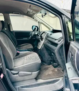 Toyota Voxy V 2WD 8-Seater 2013 Black