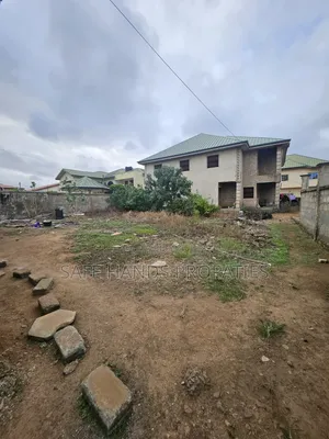 12bdrm House in Accra Metropolitan for sale
