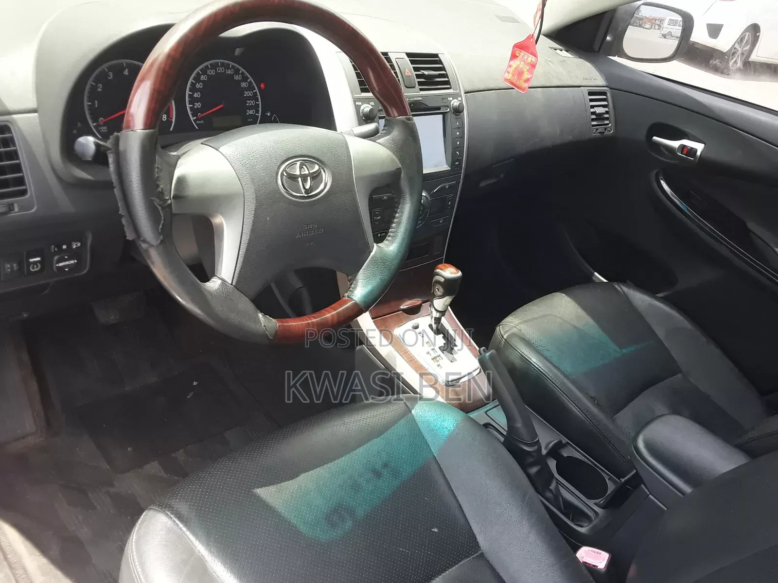 Toyota Corolla 2010 Black