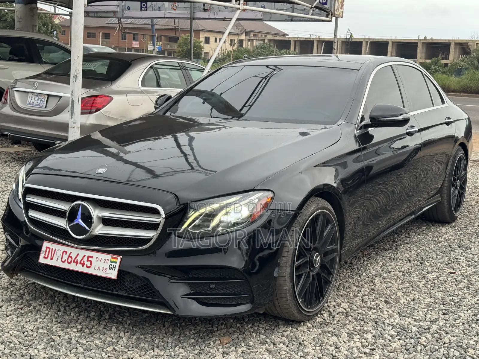 Mercedes-Benz E300 2018 Black