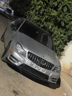 Mercedes-Benz C250 2012