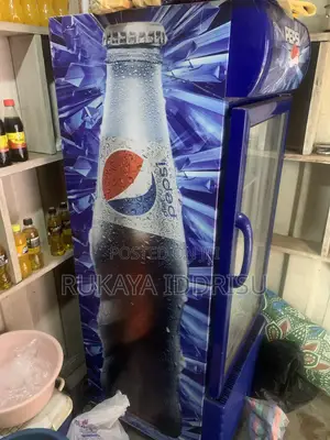Showcase Fridge