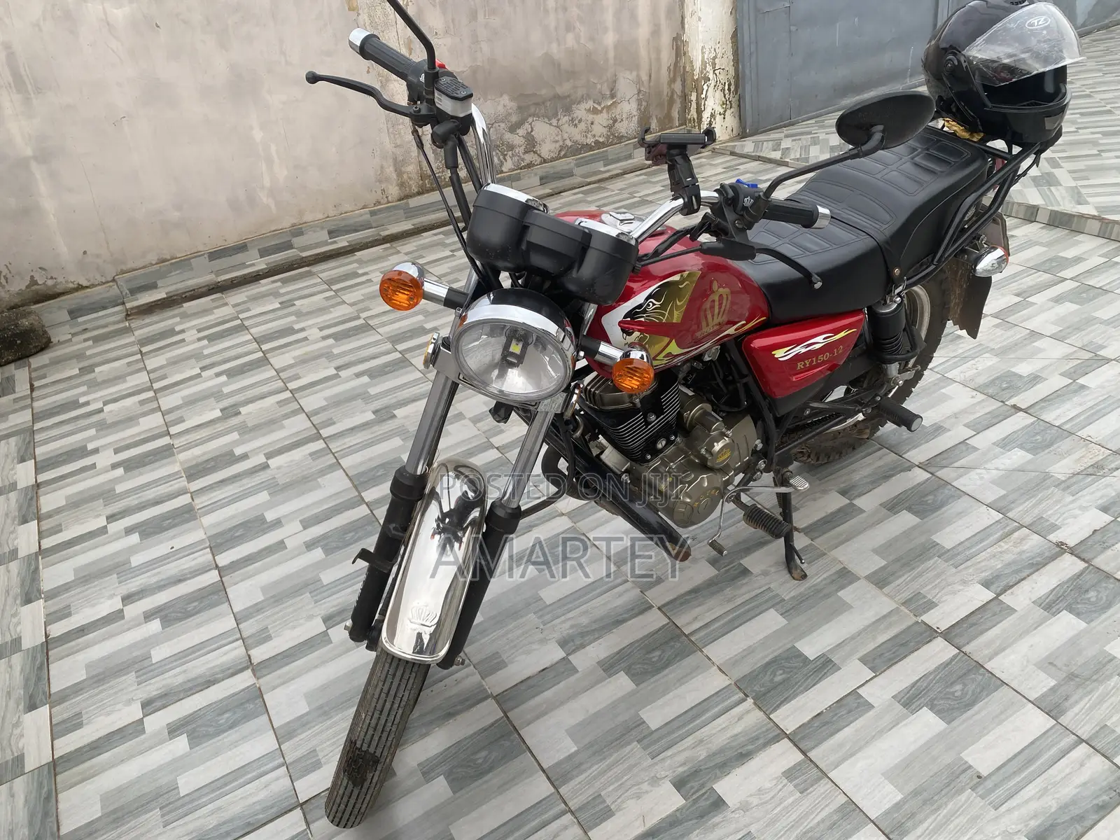 Royal RY150 2026 Red